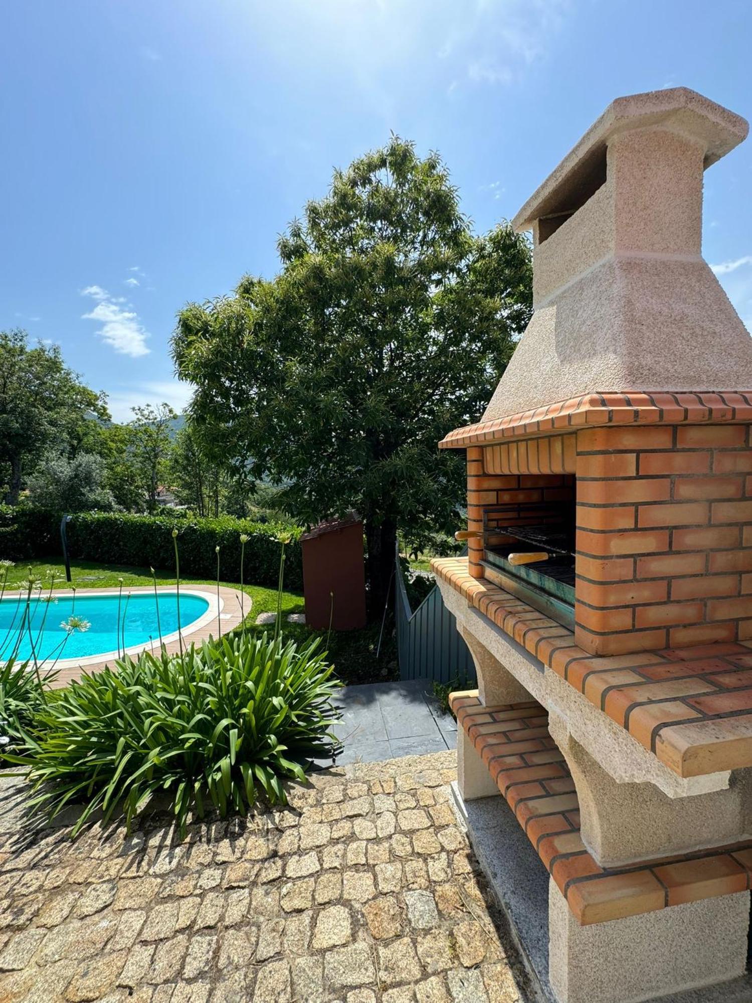 Holiday home Casa Castanhas - Cinfaes, Viseu